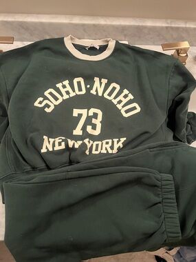 Zara Dark Green Track Pants & Sweatshirt Set with Cream Print